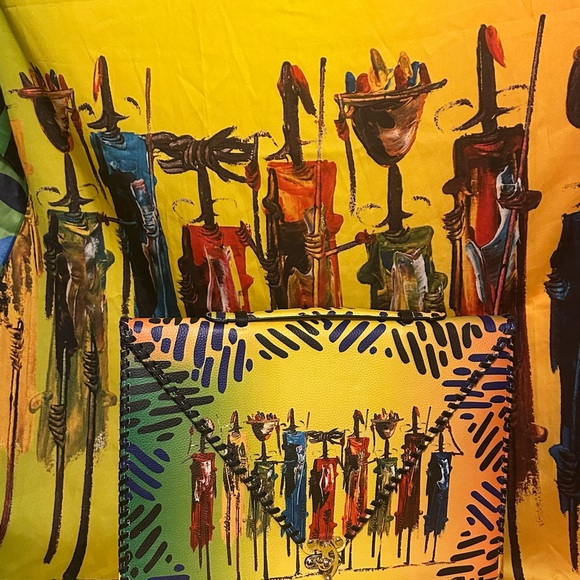 ♥️♥️♥️SASSY JONES MAASAI Print -Sherrie Laptop Clutch, Poncho and Scarf BUNDLE♥️ - Picture 5 of 13